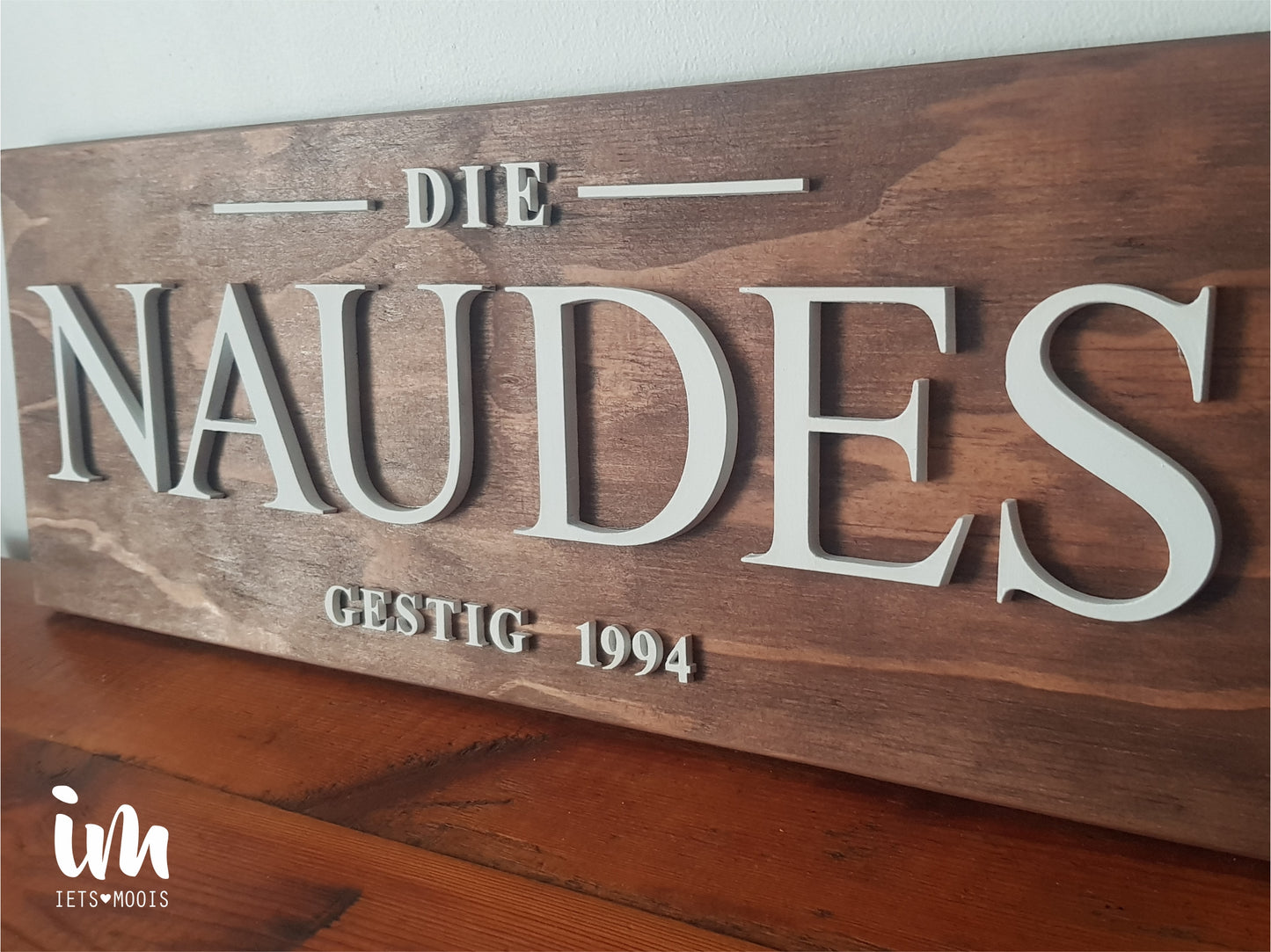 FAMILY SIGN - 3
