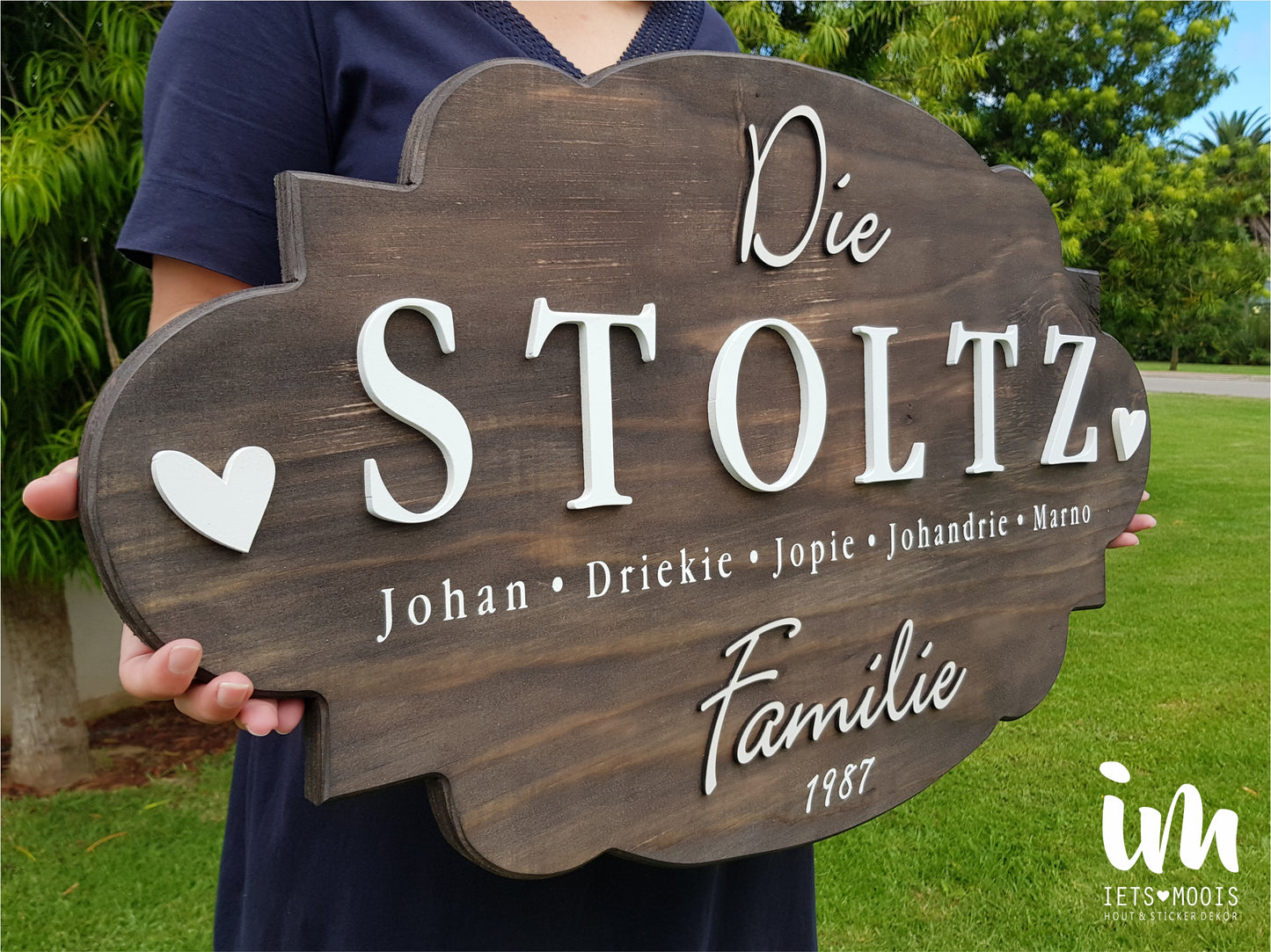 FAMILY SIGN-5