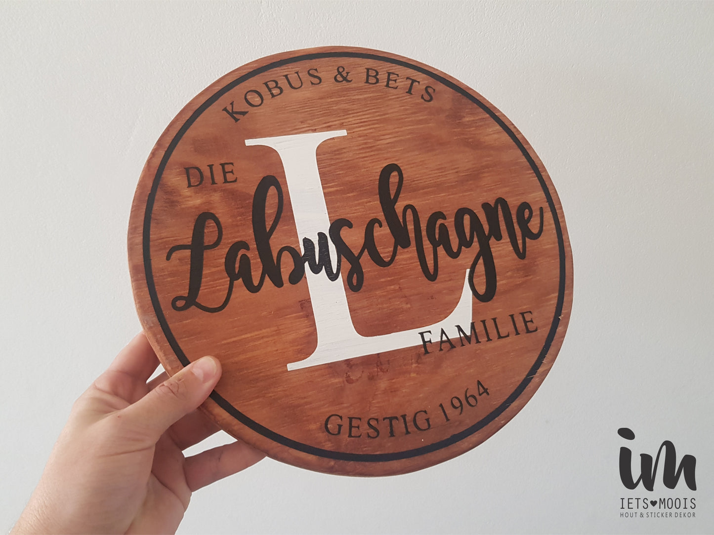 PAINTED FAMILY PLAQUE - 1