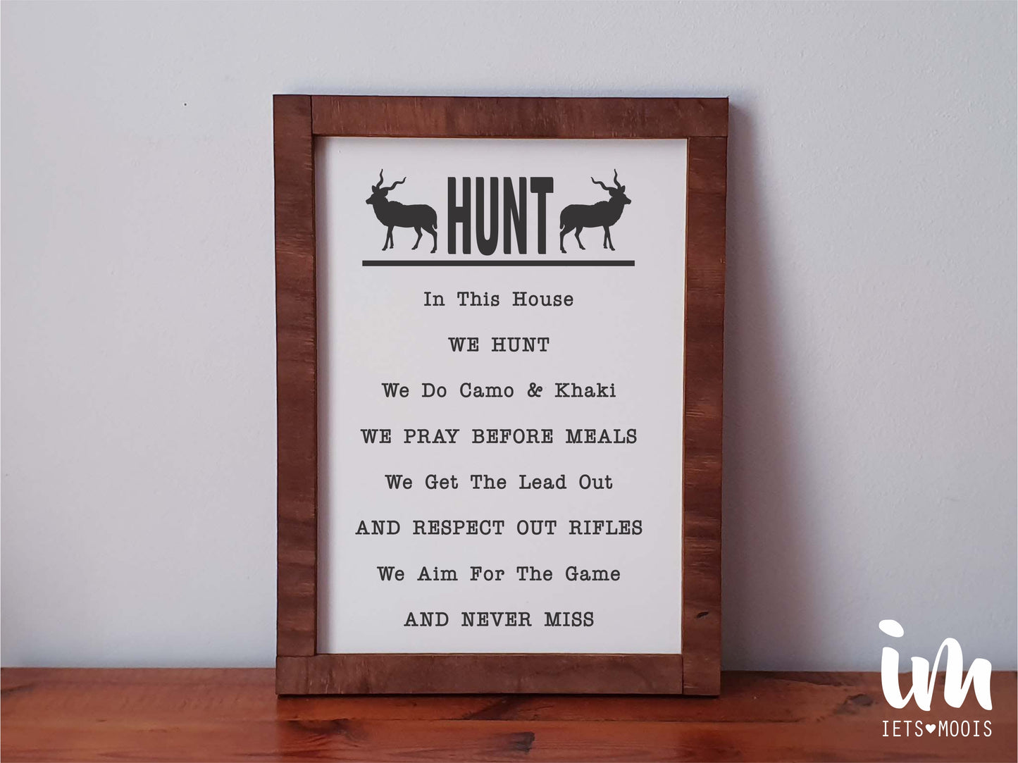 S008 - HUNT